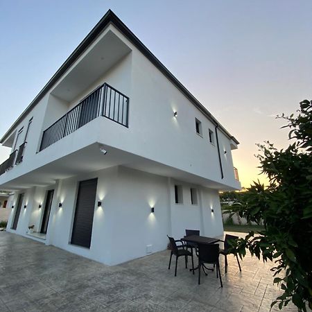 Villa Papa-Berat Esterno foto